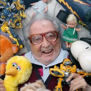 Meet your Posher, Joel